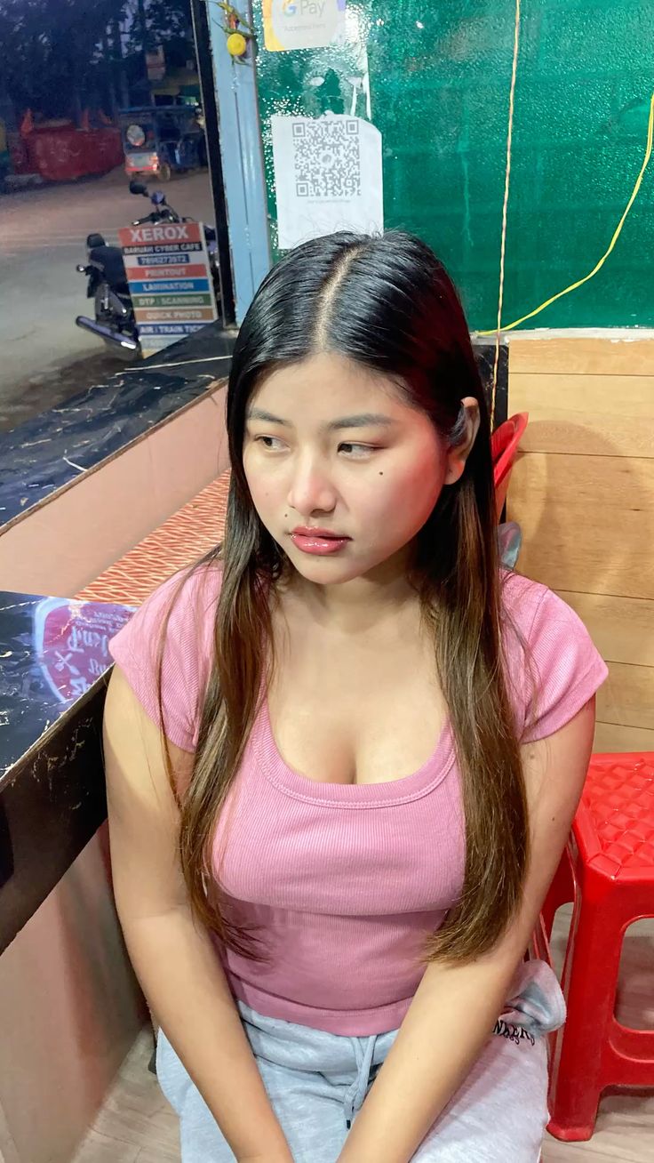 What is the meaning of “bocil”? – Question about Terbaru Indo Top Global Official Video Indo Terbaru 2025