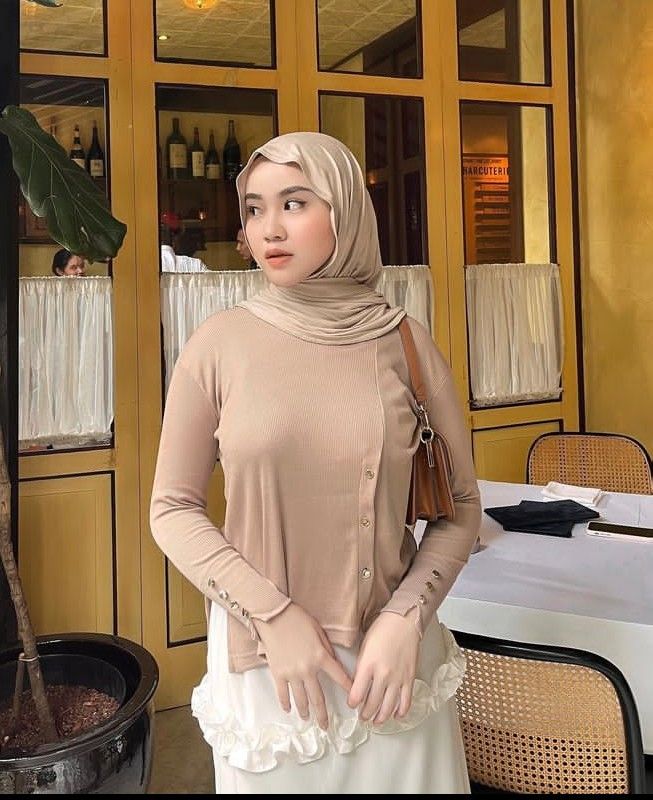 Indo Viral Tiri Hijab Saat Dunia Diam Dan Kamu Teriak Adik Kaka Top Global